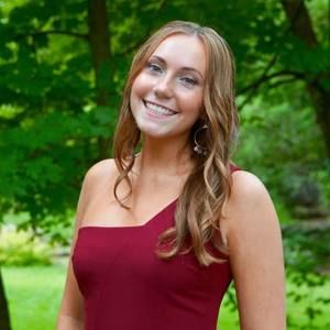 Meet your Posher, Caroline